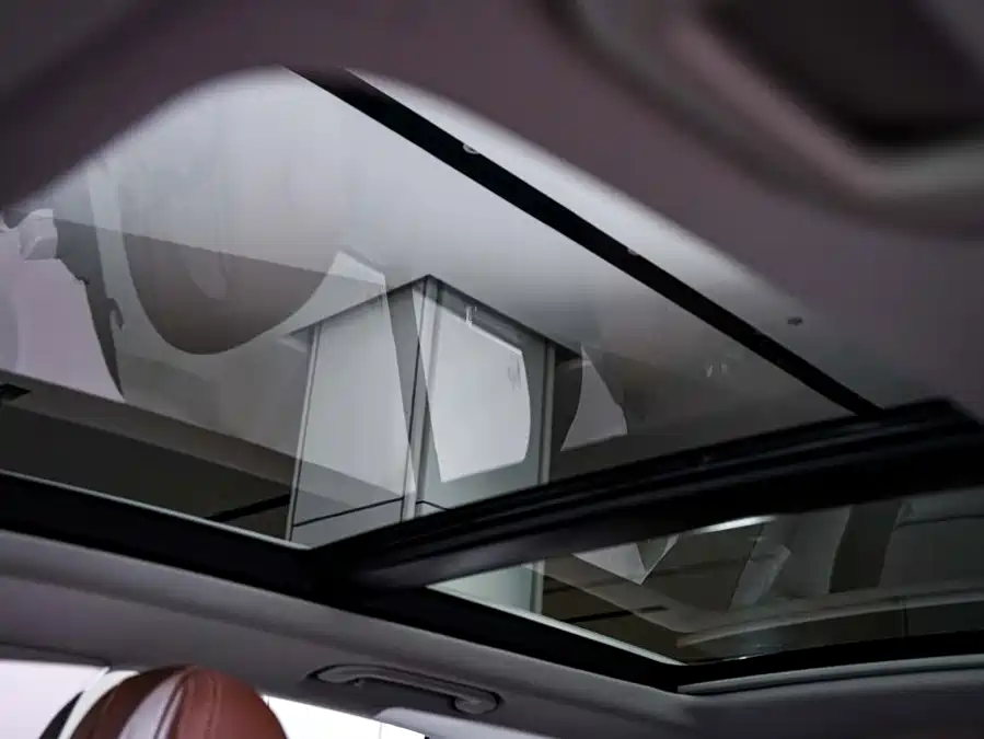900x675_0_q87_c42_autohomecar__ChxpWGquRFeAVACZAAENX3s7yHw896.jpg.webp